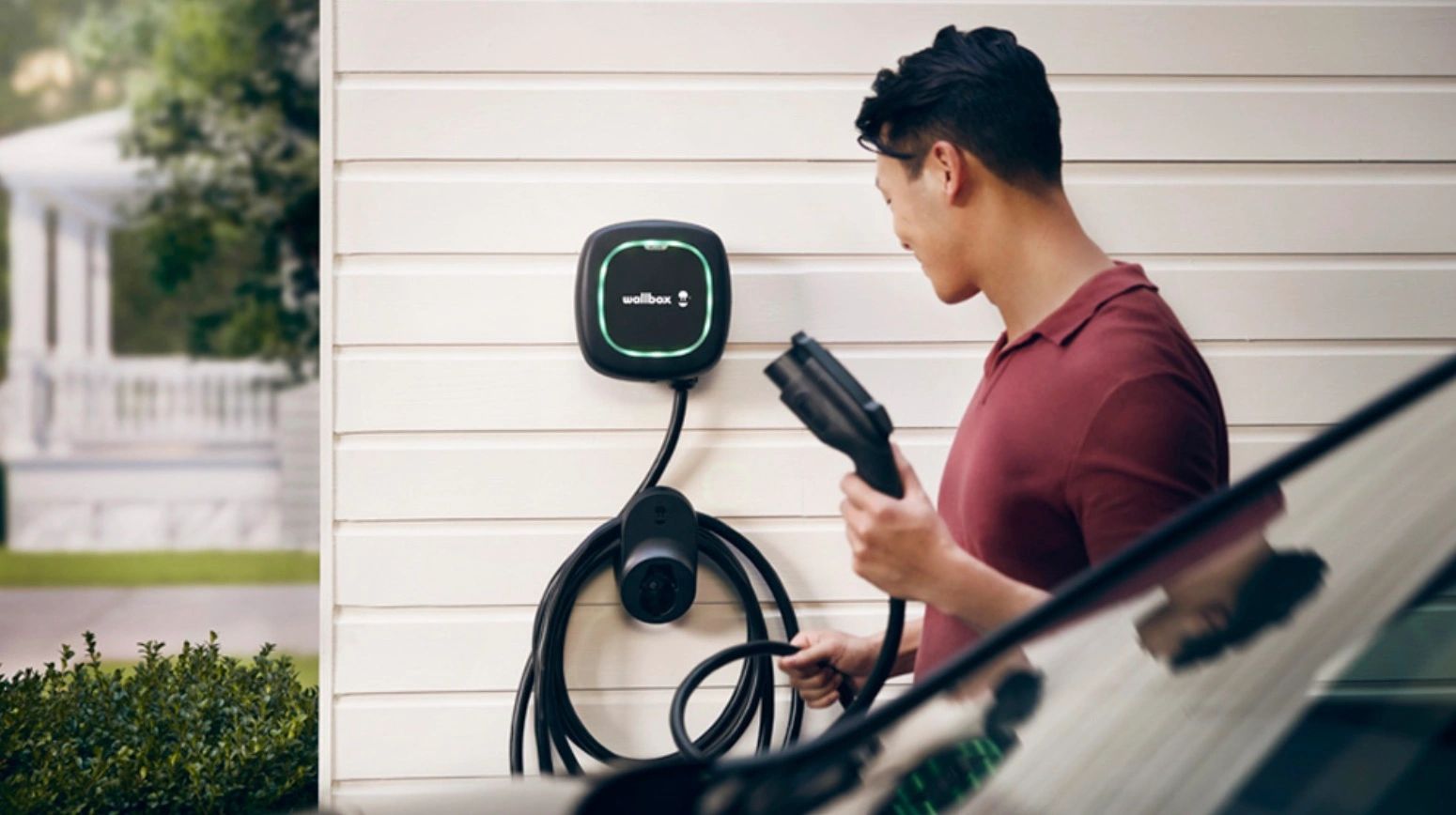 Portable Ev Charging Station With Installation Services photo